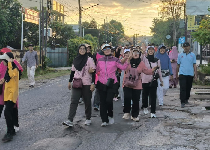 Semarak HUT Palembang, Ribuan Warga IB 1 Meriahkan Jalan Sehat PALTV