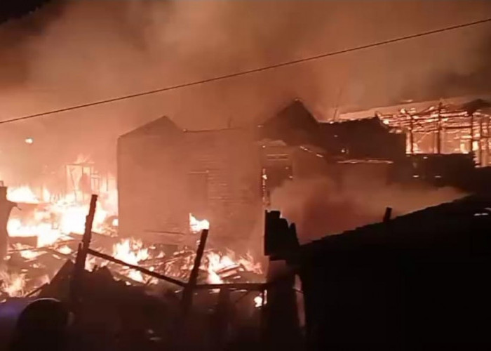 Kebakaran Hebat di 1 Ulu Palembang, 86 Jiwa Kehilangan Tempat Tinggal