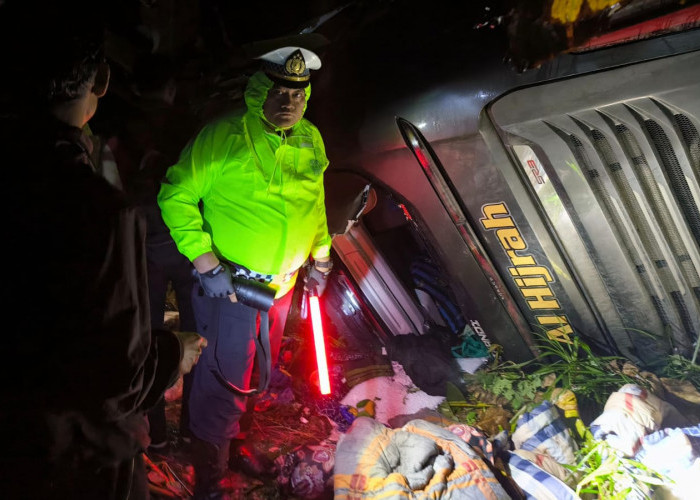 Bus AKAP Terjun ke Jurang di Lahat, Satu Penumpang Meninggal