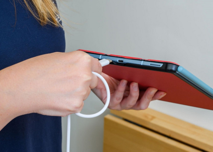 Cas Kilat Tapi Tetap Aman! Ini Rahasia Moto Pad 2026