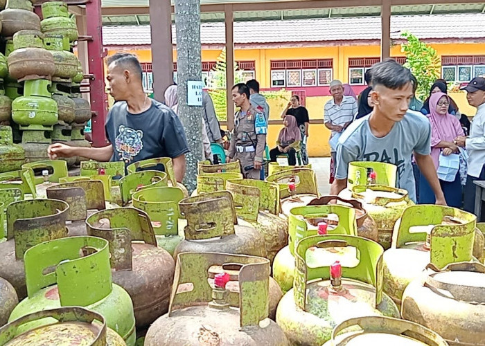 Gas 3 Kg Langka, Usaha  Pedagang Kaki Lima Terancam Tutup