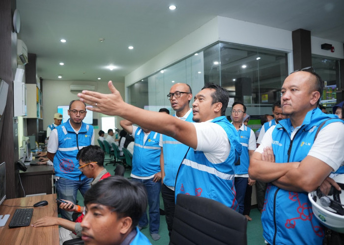 Direktur Teknologi Engineering & Berkelanjutan Tinjau Efektivitas dan Implementasi HSSE Control Center di S2JB