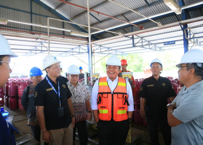 Pastikan stok LPG Aman dan Tepat Sasaran, Herman Deru Tinjau langsung SPPBE Ogan Ilir