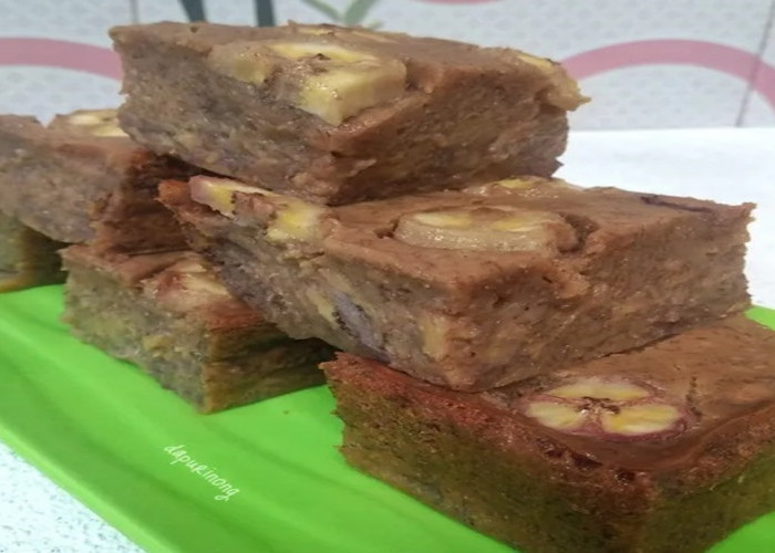 Bingka Khas Komering: Legit Pisang Beraroma Daun Pisang