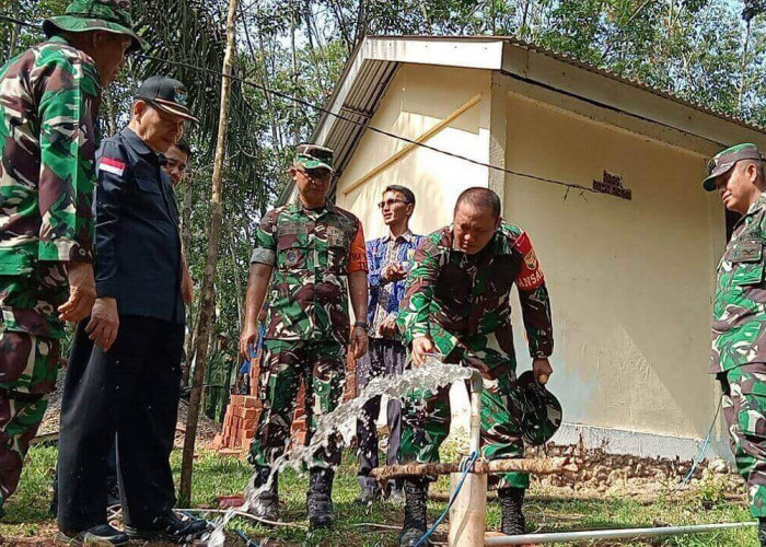 Pastikan TMMD di Desa Sidomulyo Sesuai Target, Aster Kasad Mayjen TNI Joko Hadi Susilo Tinjau Lokasi