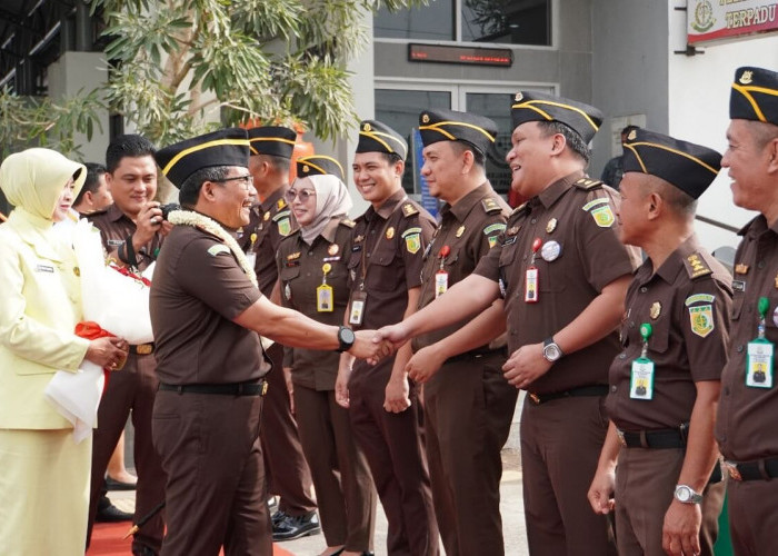 Kajati Sumsel Yulianto Kunker ke Kejari Palembang, Perintahkan Selalu Jaga Soliditas dan Marwah Kejaksaan