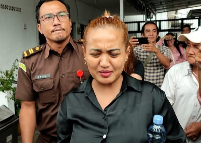 Lina Mukherjee Resmi Ditahan Kejari Palembang, Berharap Restorative Justice