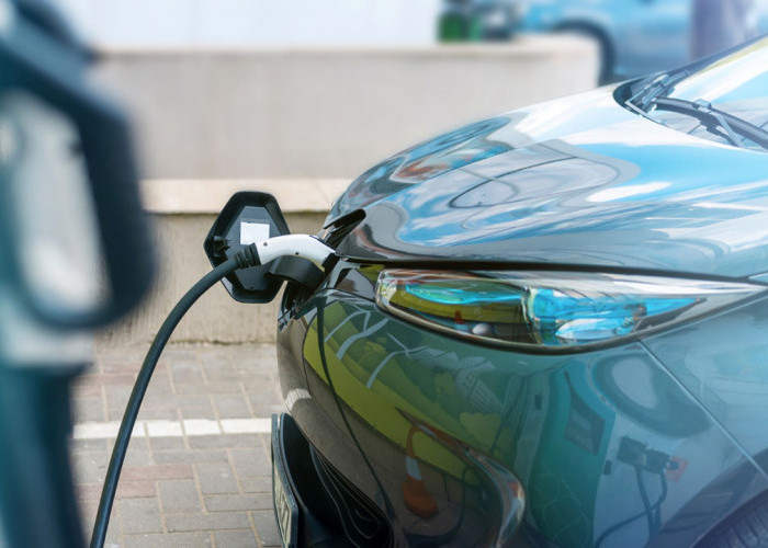 BYD Siapkan Mobil Baru Teknologi PHEV di Indonesia, MPV Hybrid M6 Diprediksi Segera Meluncur