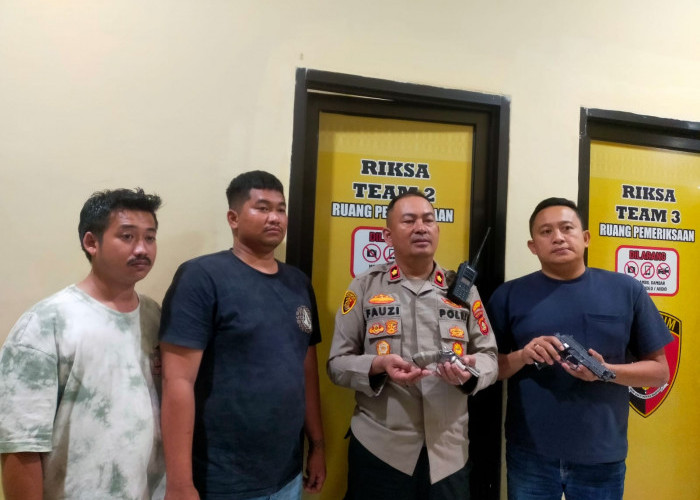 Ketua Permaskot Serahkan Senpi Rakitan Saat Operasi Pekat Musi 2026