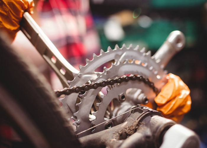 6 Tips Mudah Bagi Pengendara Dalam Melakukan Perawatan Komponen Gear dan Rantai Pada Sepeda Motor!