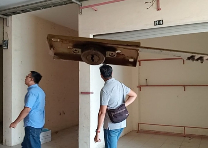 163 Rolling Door dan 24 Pintu WC Pasar Inpres Dicuri 