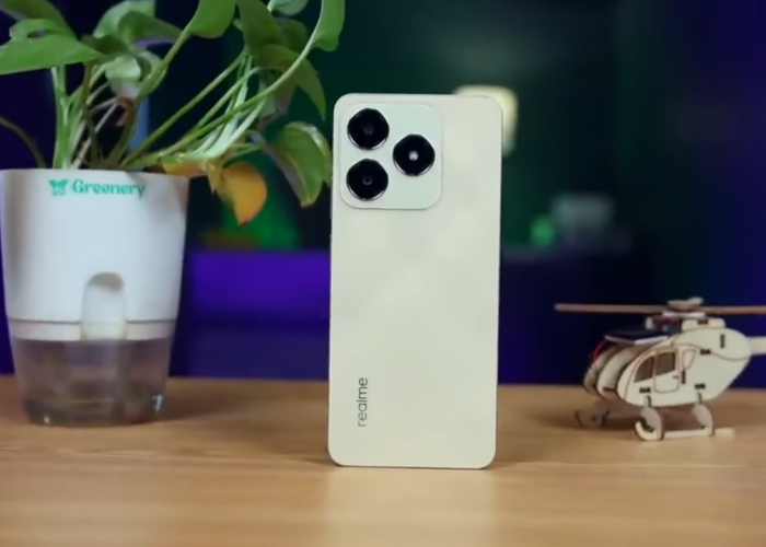 Realme vs Tecno : Siapa Jawara HP Sejutaan ?