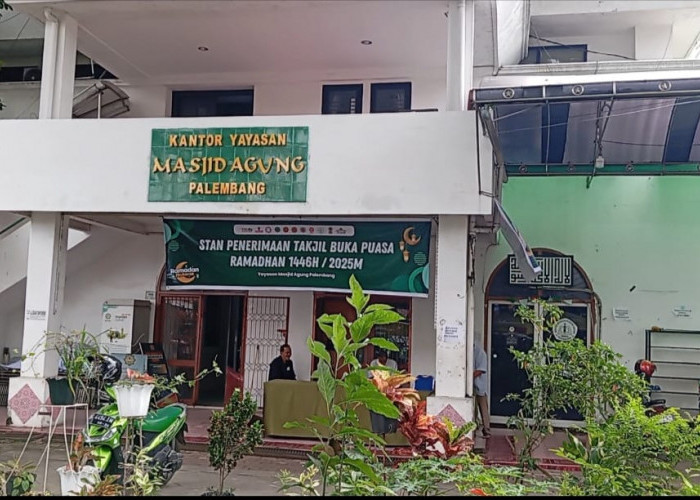 Masjid Agung Palembang Mulai Menerima Penyaluran Zakat Fitrah