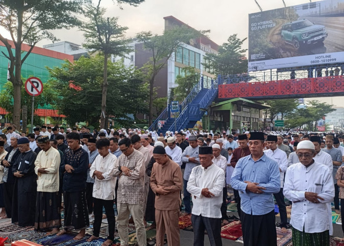Ribuan Warga Muhammadiyah Palembang Gelar Salat Idulfitri Lebih Awal