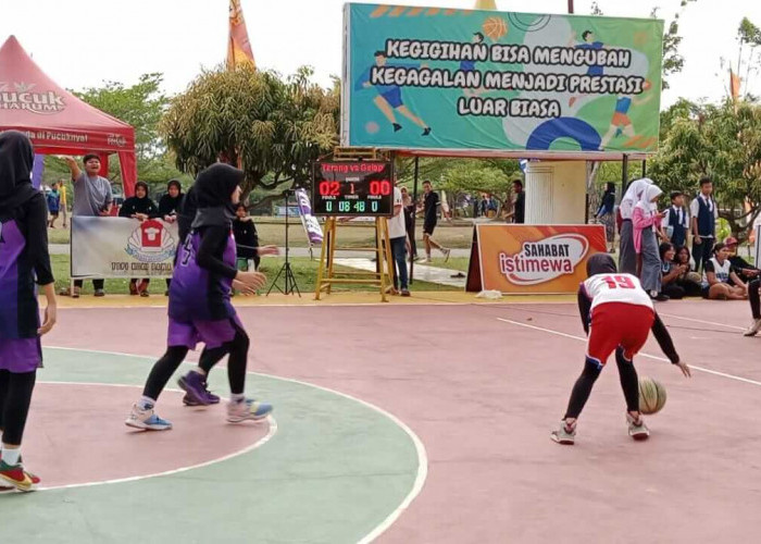 SMP Negeri 2 Banyuasin III B Tampil Perkasa dalam Laga Lanjutan 3x3 Basketball Piala Pangdam II Sriwijaya