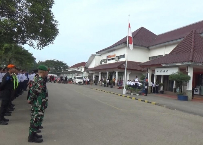 Posko Angkutan Lebaran Idul Dimulai, KAI Divre III Palembang Laksanakan Apel Gelar Pasukan