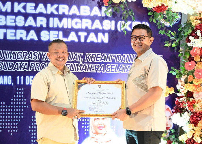 Imigrasi Palembang Sabet Dua Penghargaan Kinerja Semester II dari Kanwil Sumsel