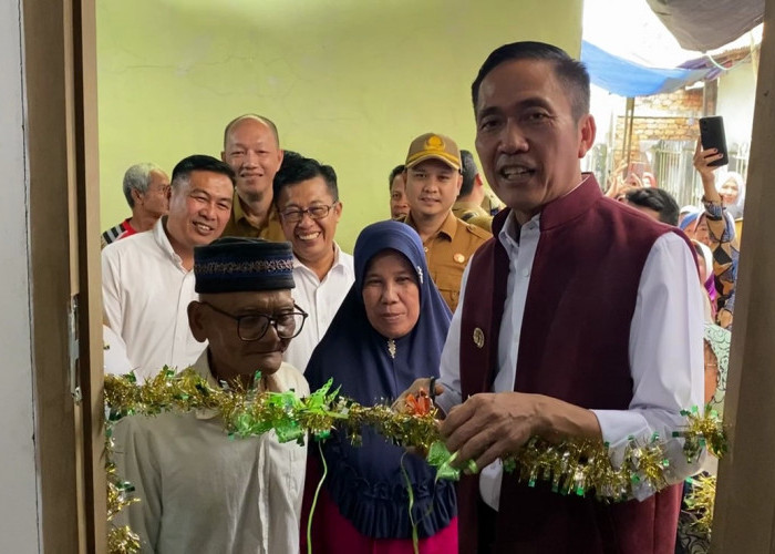 Walikota Palembang resmikan RTLH menjadi RTH melalui Program Palembang Peduli 