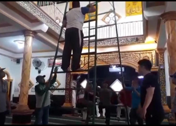 Tradisi Bersih-bersih Masjid Menyambut Ramadan