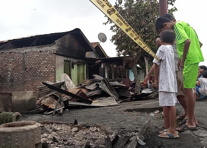 10 KK di Palembang Kehilangan Rumah Dampak Kebakaran di Puncak Sekuning