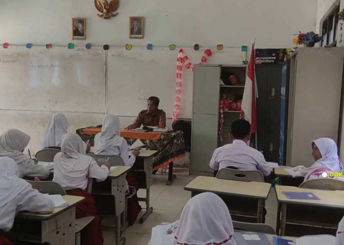 2027 Dipastikan Tidak Ada Lagi Guru Honorer di Sekolah Negeri Palembang