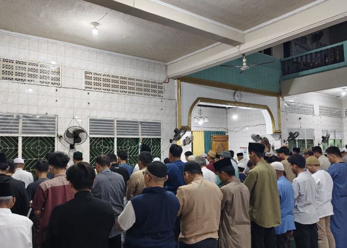 Warga Muhammadiyah Awali Ramadan dengan Tarawih Perdana