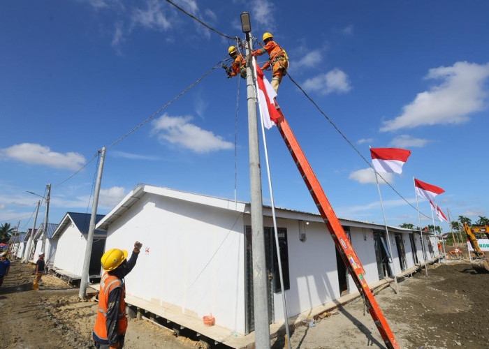 Danantara Sinergikan BUMN Bangun Huntara di Aceh Tamiang, PLN Sambung Listrik untuk Semua Rumah dan Fasum