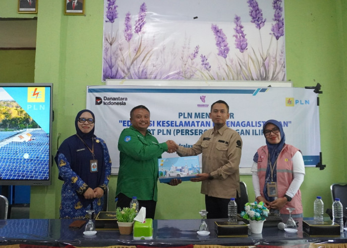 PLN UP3 Ogan Ilir Tanamkan Kesadaran Keselamatan Ketenagalistrikan kepada Generasi Muda