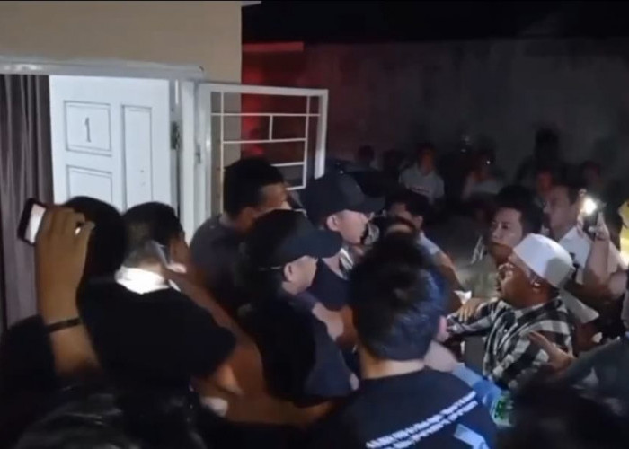 Usai Digerebek, Eks Sekwan OKU Selatan dan WIL Diamankan Polrestabes Palembang