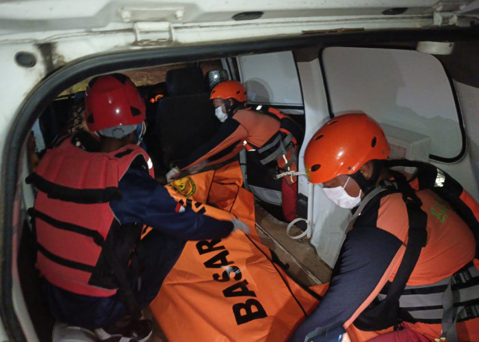 Korban Tenggelam Diduga Dikeroyok Ditemukan