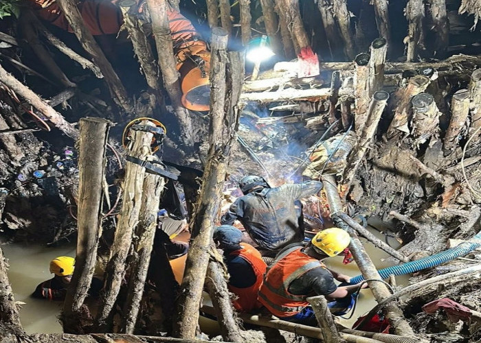 Galian Di Dekat Anak Sungai, Perbaikan Pipa Meleset 8 Jam dari Perkiraan