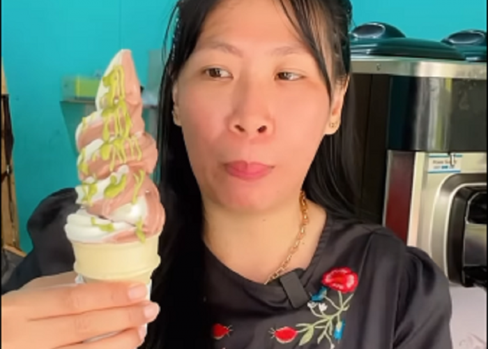 Es Krim Tower Cone: Surga Kuliner Ramah Kantong di Palembang
