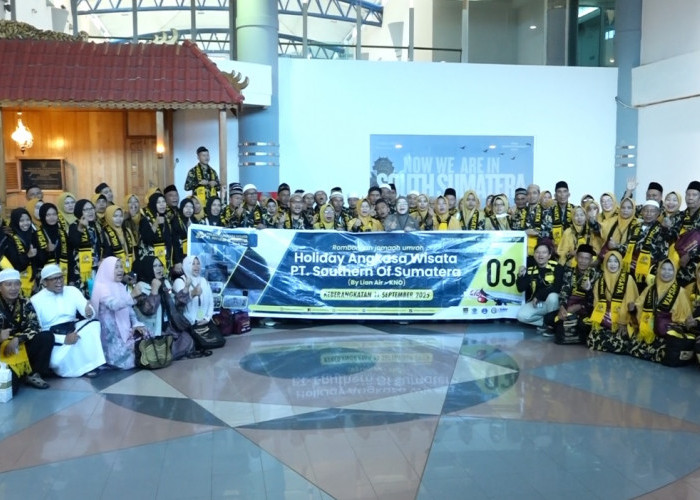 Holiday Angkasa Wisata Berangkatkan 149 Jemaah Umroh Paket 13 Hari by Lion Air