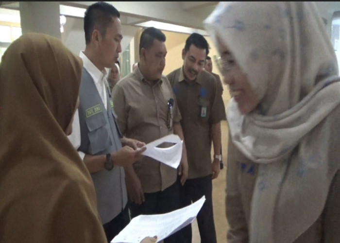 H-1 Cuti Lebaran, Sekda Kota Palembang Sidak Pelayanan Publik