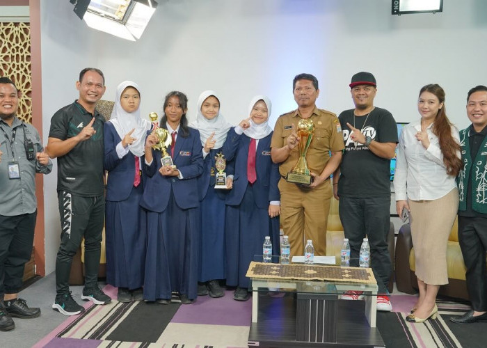 Rahasia Juara Tim Basket 3x3 Putri SMP Negeri 1 Palembang dan Boyong Piala Bergilir Walikota Palembang 2024