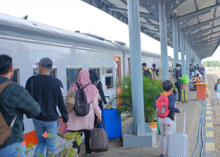 Pelanggan KA Diimbau Datang Lebih Awal ke Stasiun Kertapati, saat Uji Coba Tahap II Car Free Day di Jembatan A