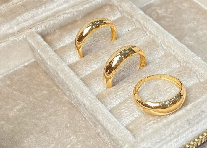 Inspirasi Cincin Tunangan Emas Terbaik untuk Momen Penuh Makna