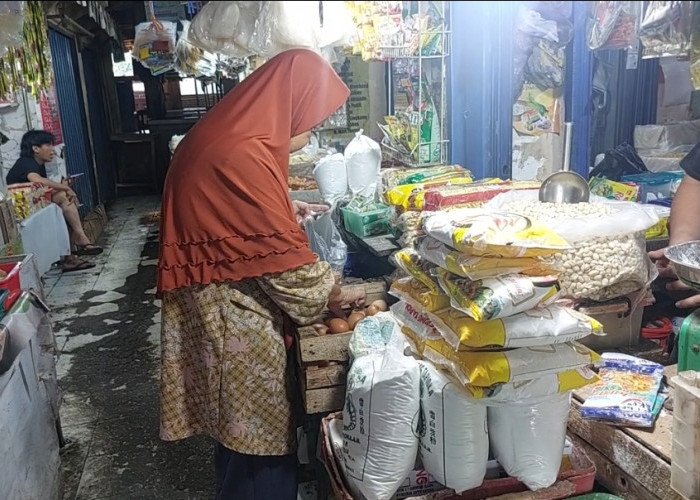 Penurunan Harga Telur Ayam Disambut Positif Pembeli
