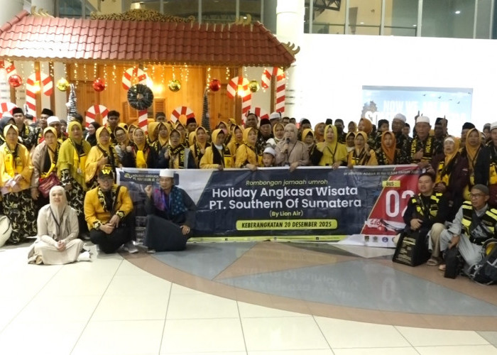 Holiday Angkasa Wisata Berangkatkan 150 Jemaah Umroh Paket 12 Hari di Musim 1447 Hijriah