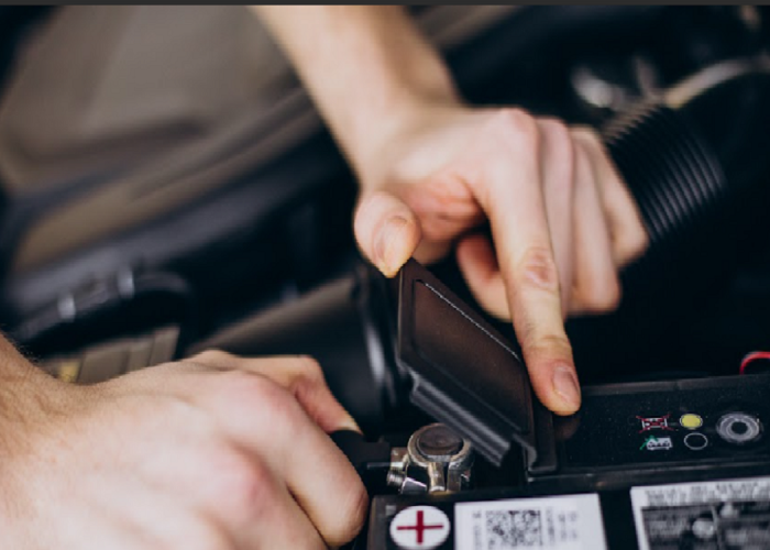 Benarkah Pakai Charger Aki Otomatis Membuat  Aki Lebih Awet? Simak Faktanya