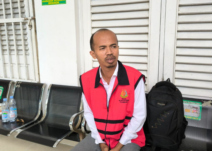 Terbukti Terlibat Skandal Suap K3, Alex Rachman Divonis 1 Tahun Penjara