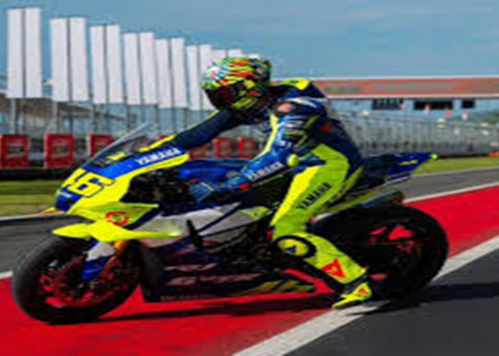 Legenda MotoGP Valentino Rossi Jajal Mandalika,Sebut Trek Cepat Aspal Mulus dan Grip Kuat