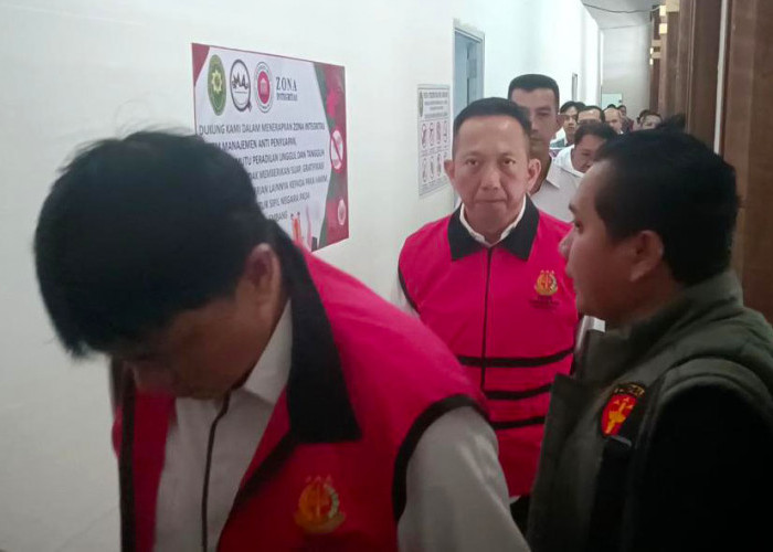 Mantan Kadis Perkimtan Palembang Agus Rizal dan 3 Terdakwa Lainnya Didakwa Korupsi Proyek Rp4 Miliar