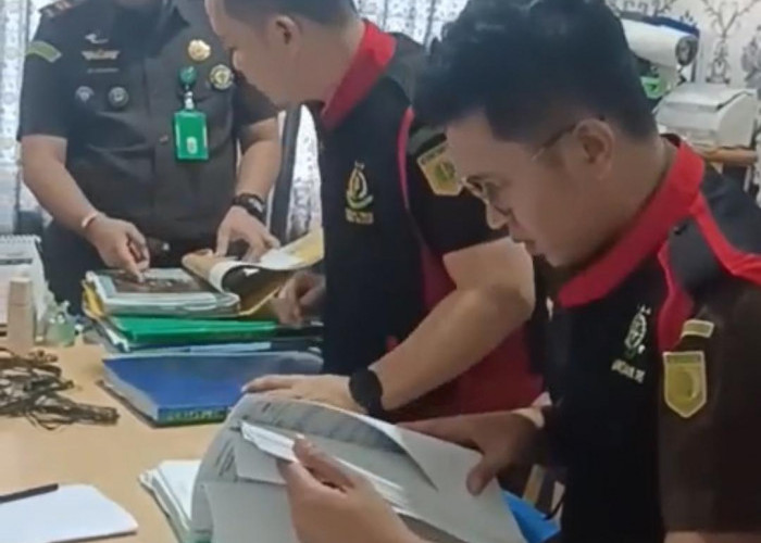 Kejari Muba Geledah Kantor Bupati, Amankan Dokumen Penting Terkait Dugaan Korupsi Aset