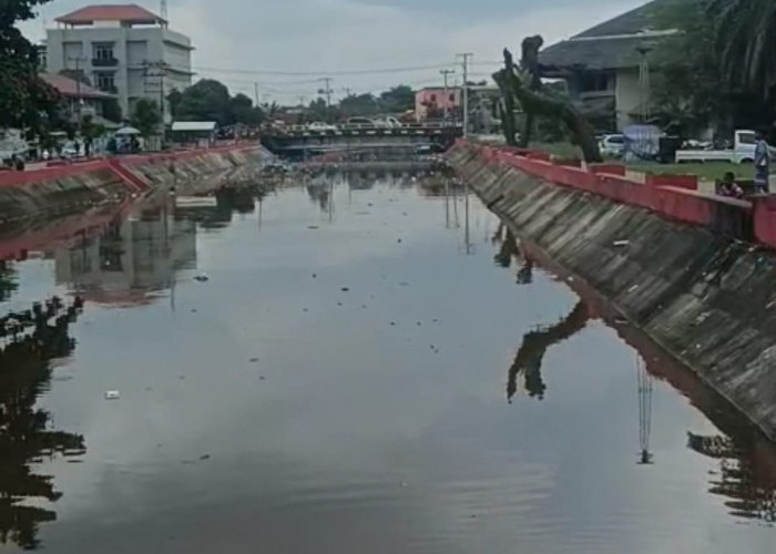 Revitalisasi Sungai Sekanak–Lambidaro Tak Terawat, Kini Kembali Kumuh