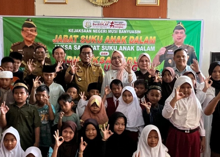 Kejari Muba Gelar Program 'Jaksa Sahabat Suku Anak Dalam' di Bayung Lencir