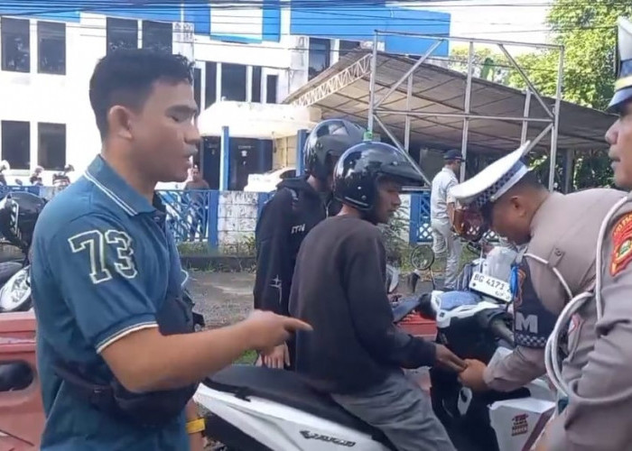 Pria di Palembang Ngamuk Tak Terima Ditilang, Motor Kesayangannya Disita Polisi
