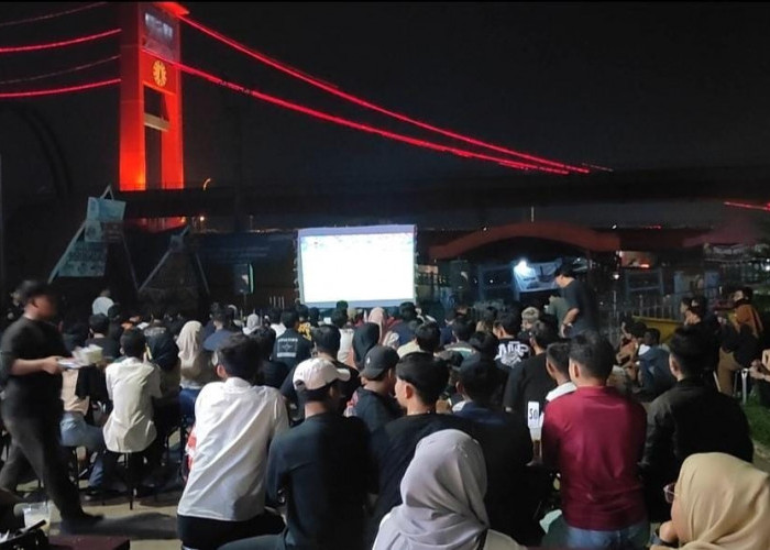 Wakil Ketua II DPRD Kota Palembang M Hidayat Nobar Timnas Indonesia Vs Cina