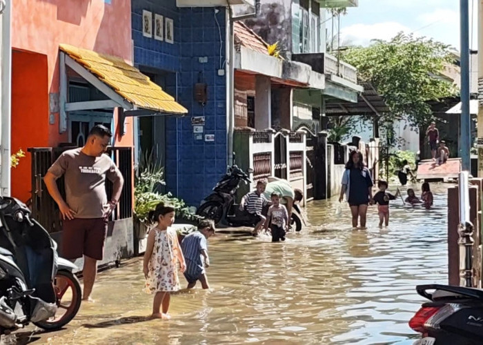 Warga 20 Ilir 2 Kembali ke Rumah Usai Banjir Surut
