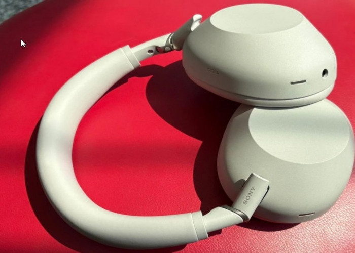 Sony menantang Bose dan Apple dengan headphone flagship WH-1000XM6